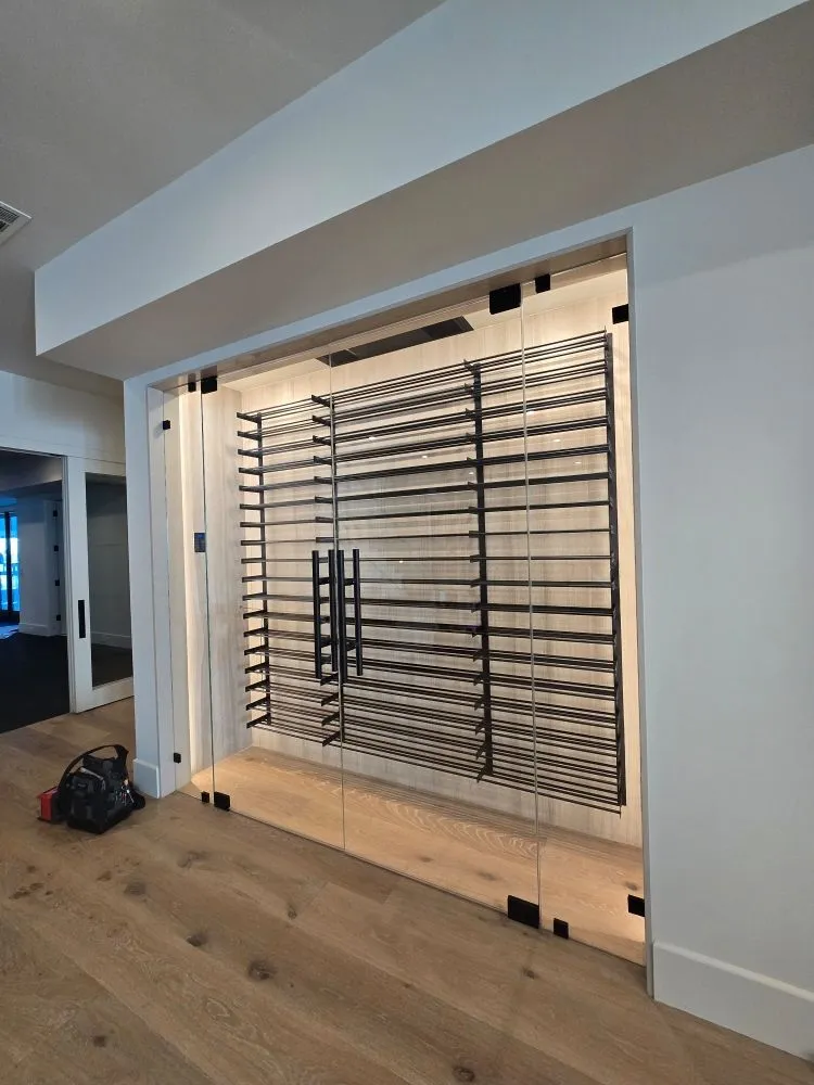 Slide of Tom's Refrigeration HVAC