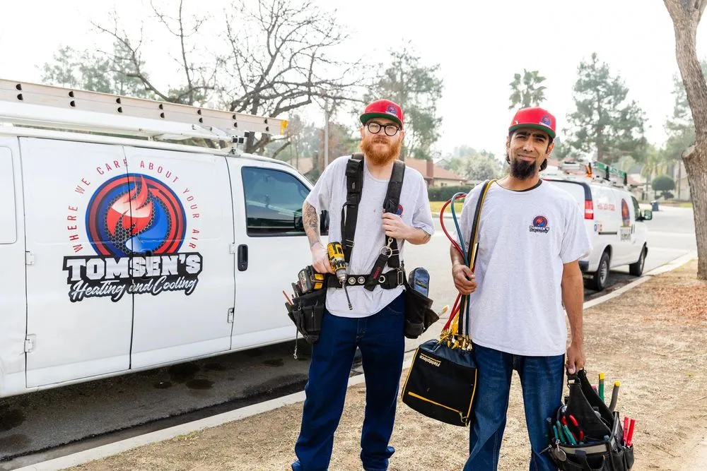 Slide of Tomsen’s Heating & Cooling