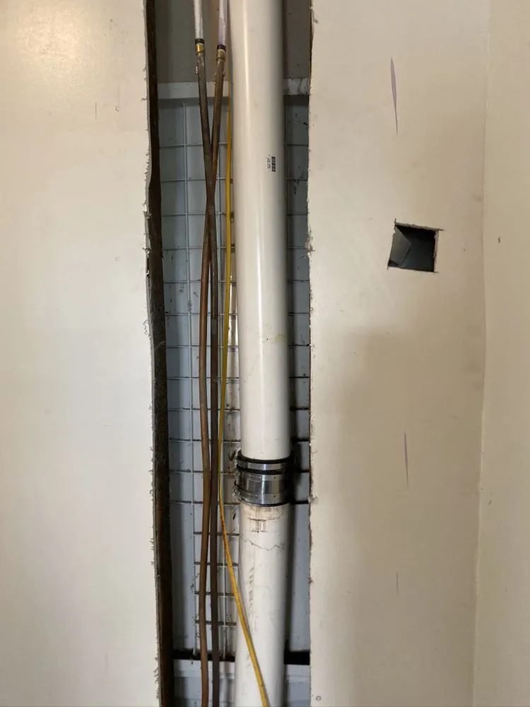 Slide of Toomer & Sons General Contractors