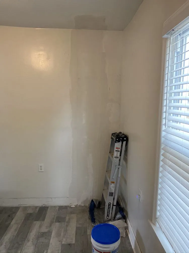 Slide of Toomer & Sons General Contractors