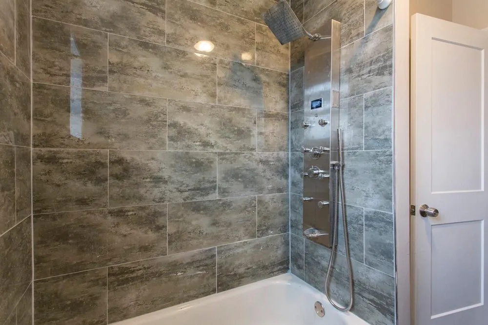 Slide of Toomer & Sons General Contractors