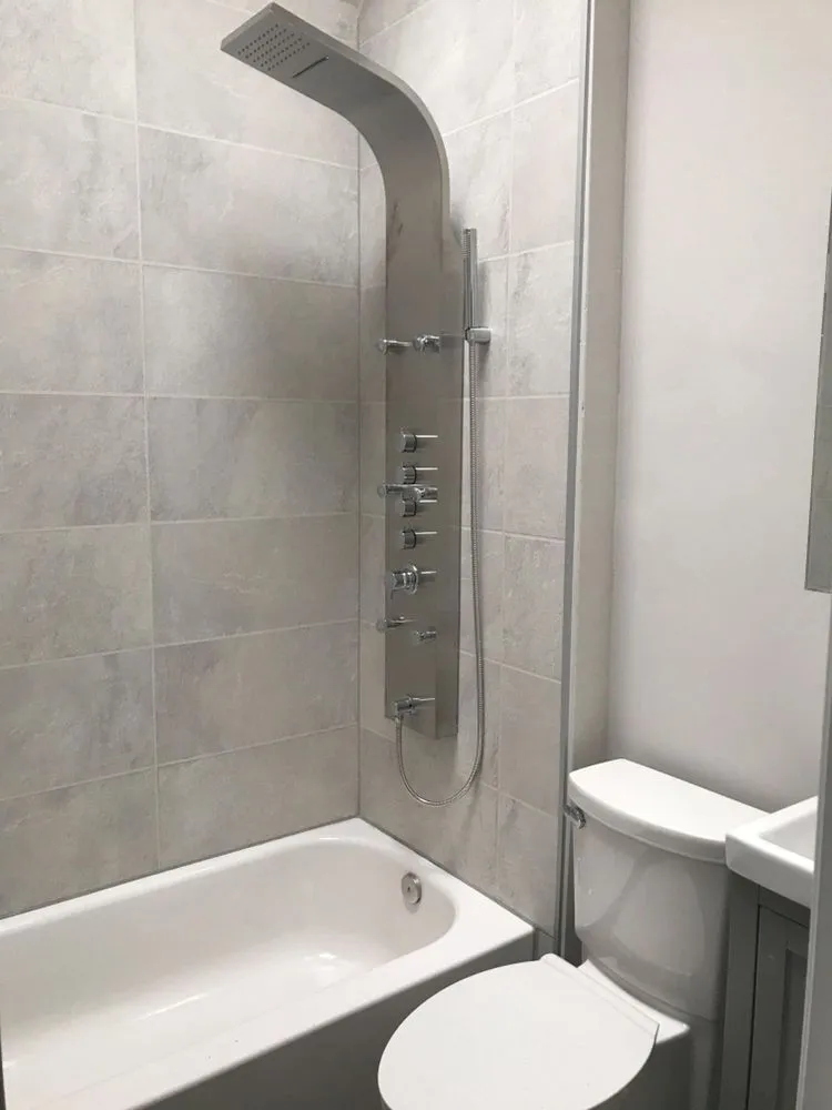 Slide of Toomer & Sons General Contractors