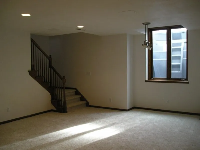 Slide of Toomer & Sons General Contractors