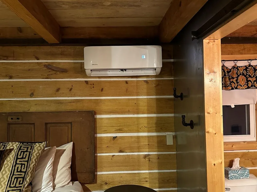 Slide of Toon Express