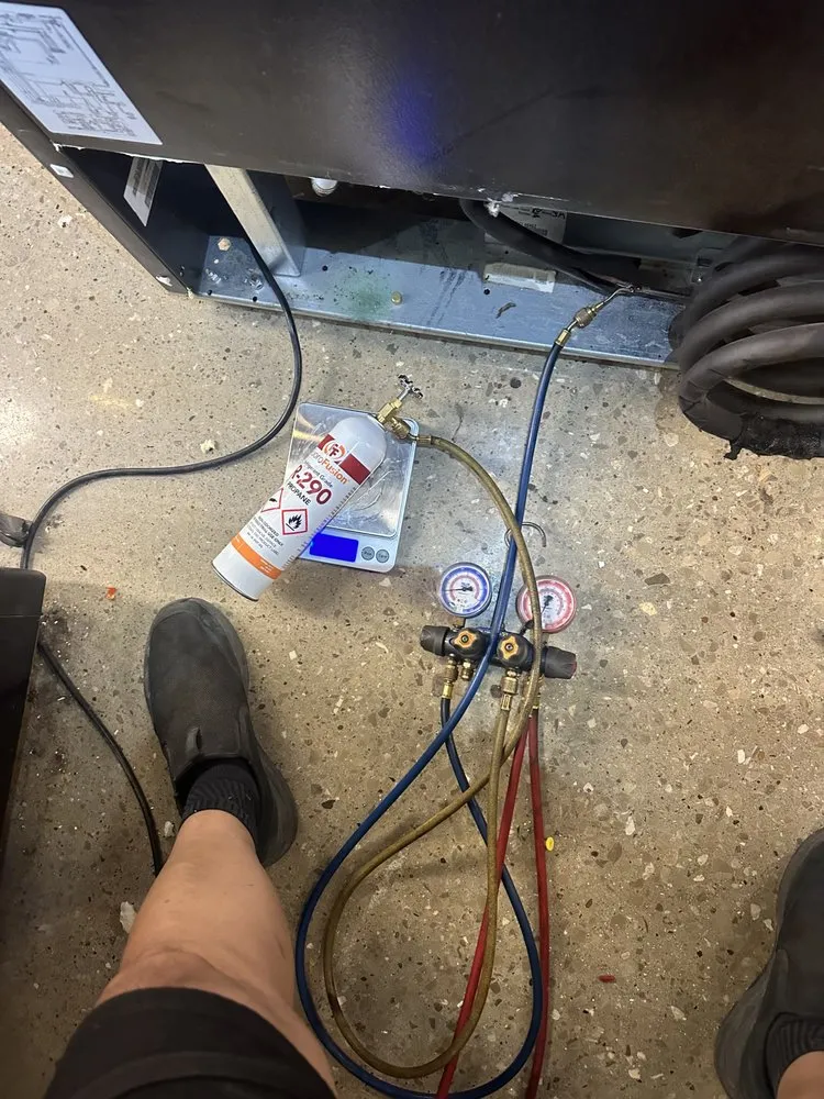 Slide of Top Gun Refrigeration