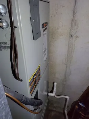 Top Tech Cooling & Heating Service Logo