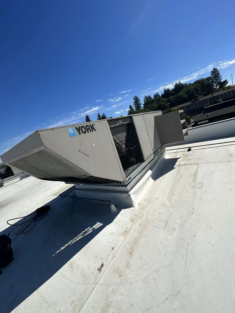 Slide of TopDog HVAC & Facrication