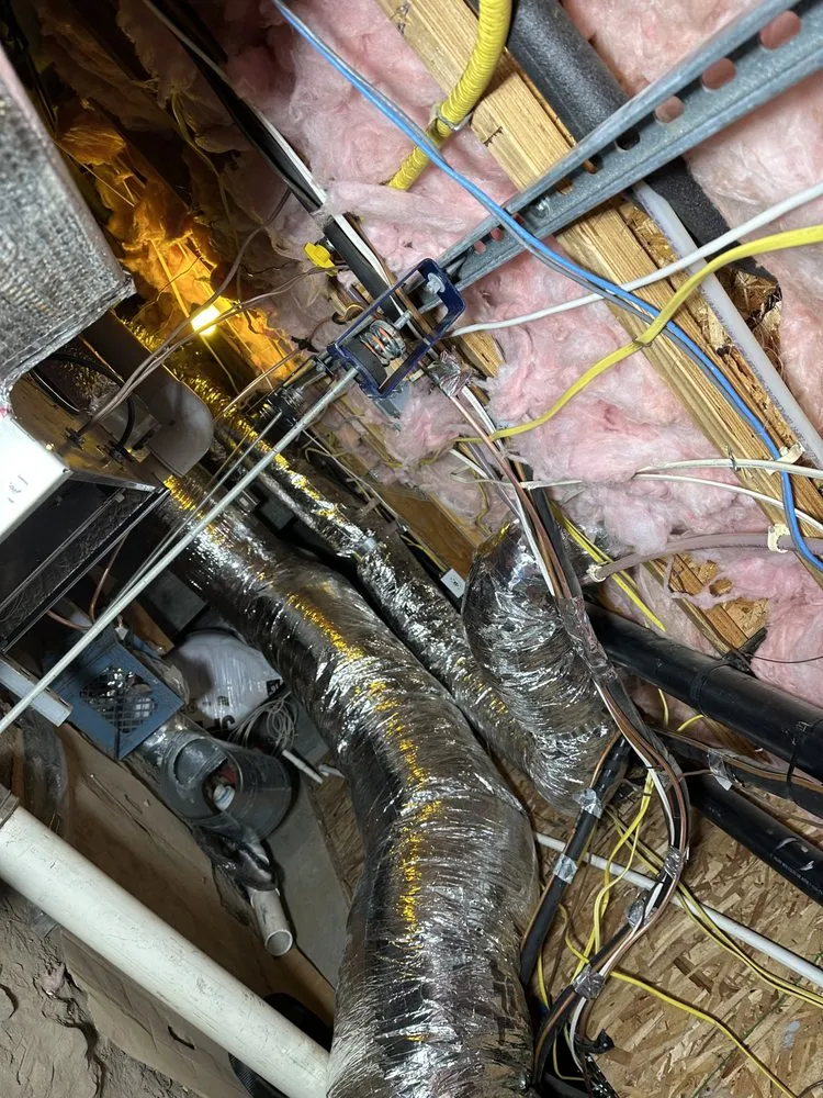 Slide of TopDog HVAC & Facrication