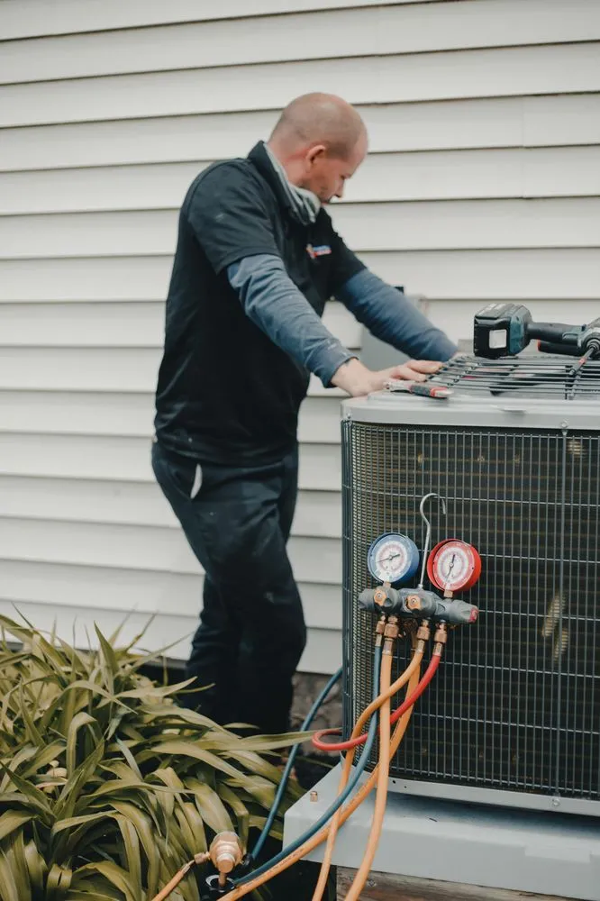 Slide of Topline Heating & Air