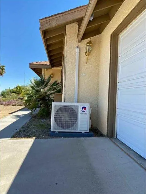 Slide of Torres AC Mini Split