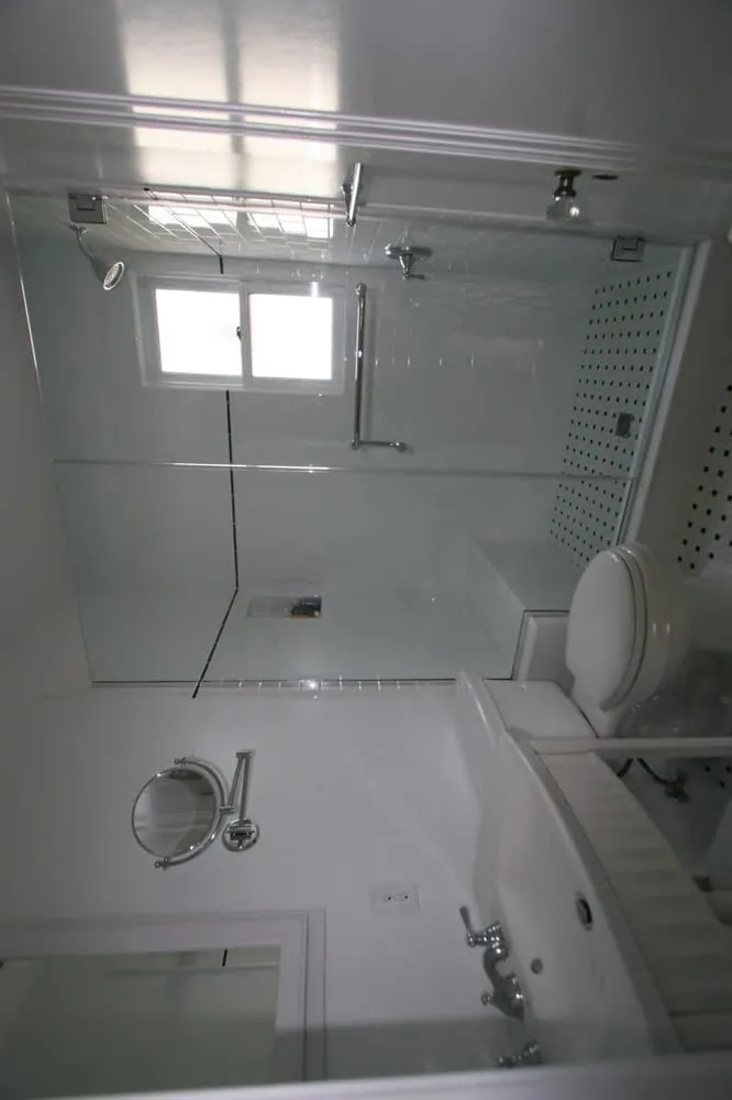 Slide of Torres Construction