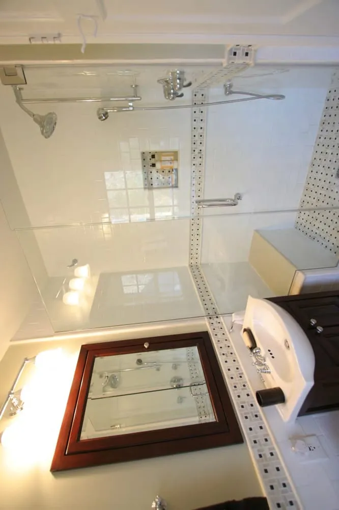 Slide of Torres Construction