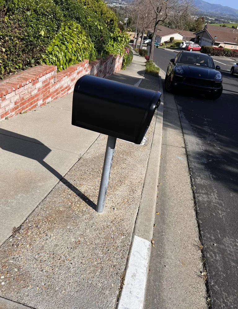 Slide of Torres Handyman