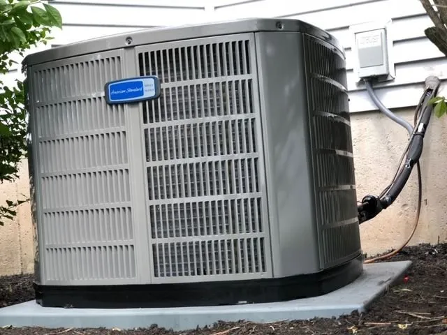 Slide of Toto's Heating & Cooling