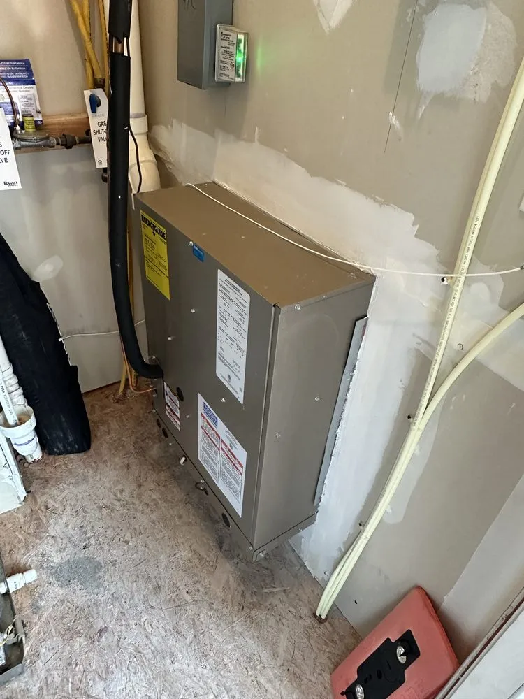 Slide of TR Heating and Cooling Services