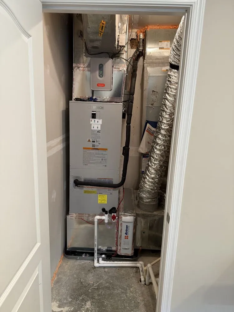 Slide of TR Heating and Cooling Services