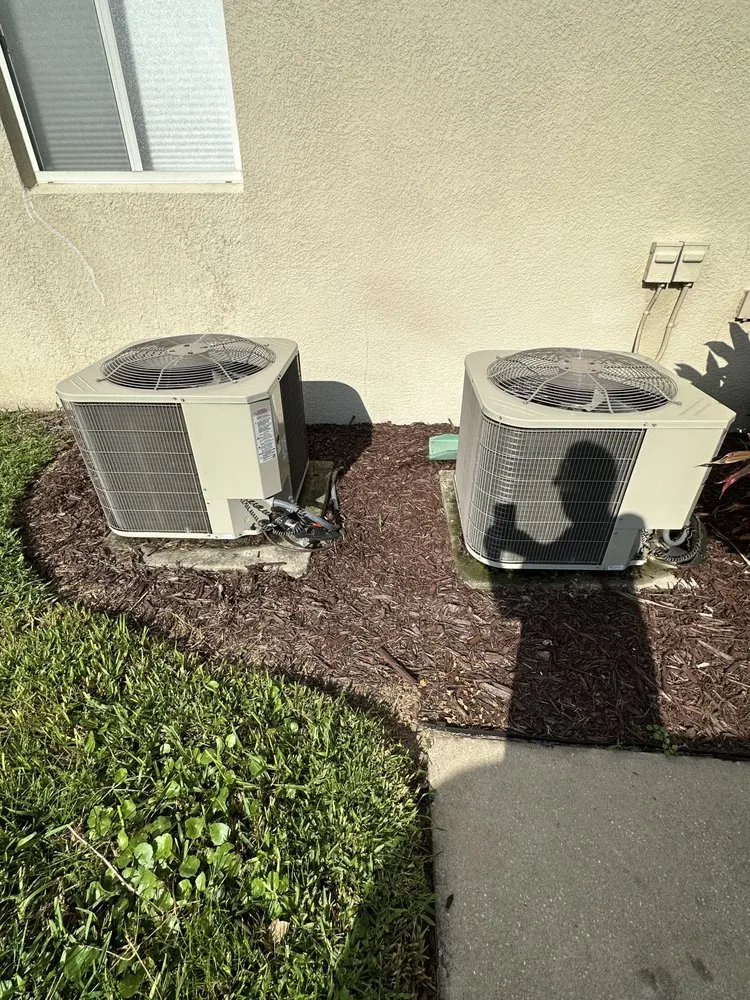 Slide of Traddox Air Conditioning