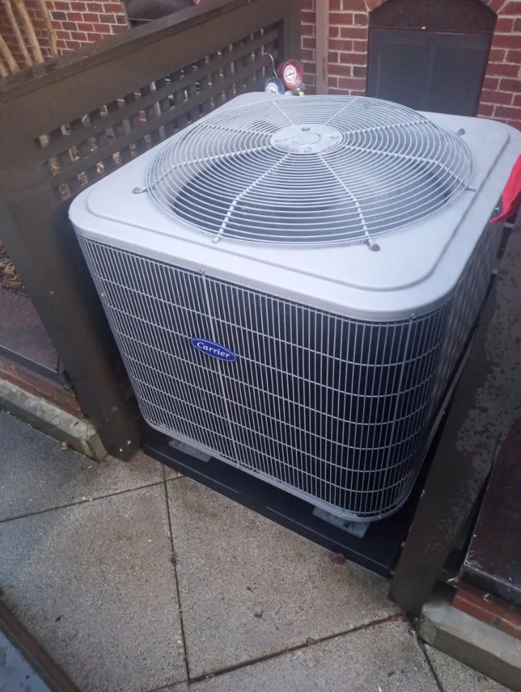 Slide of Trade Winds East