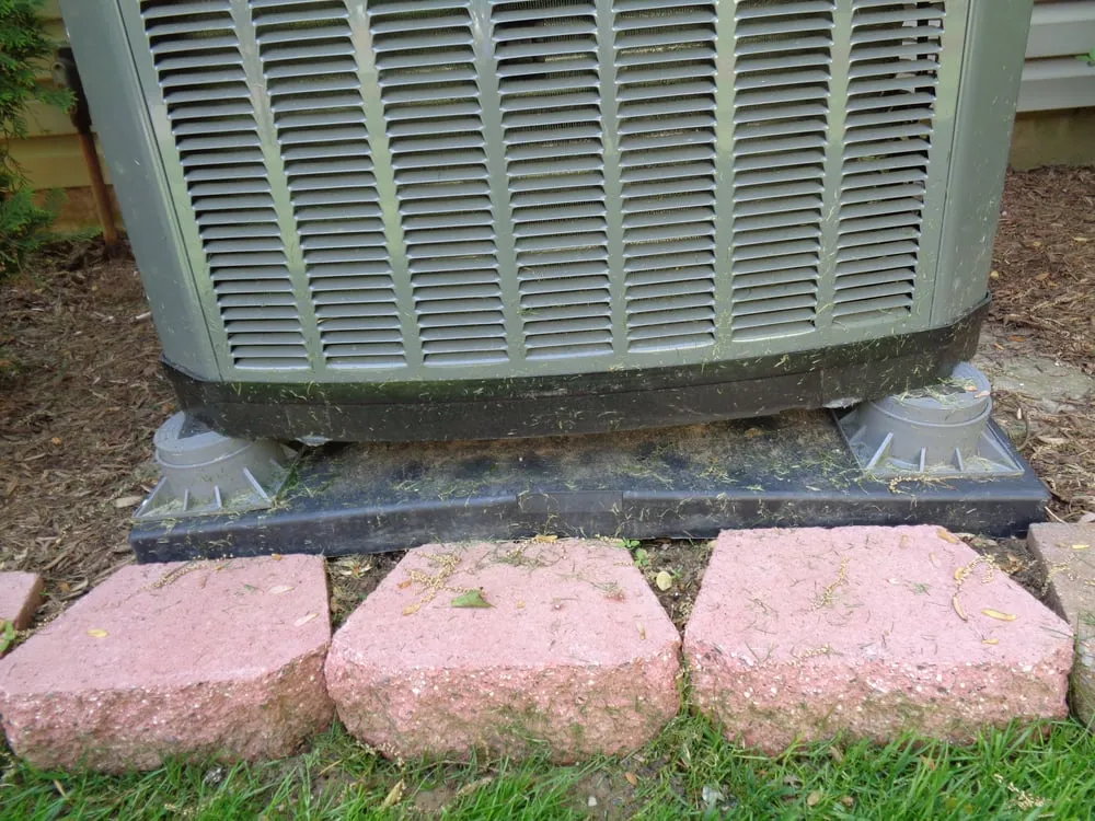 Slide of Trademasters Service