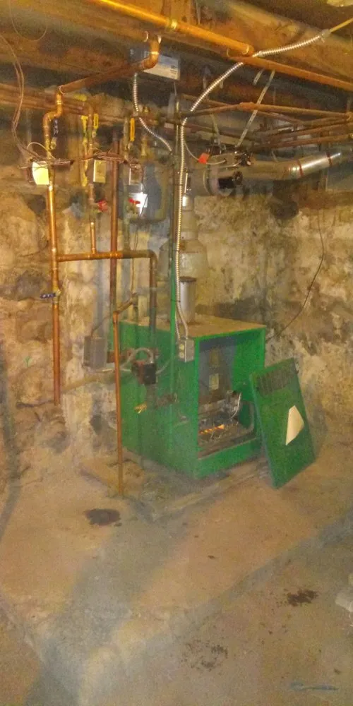 Slide of Tradesman Joe Heating & Cooling