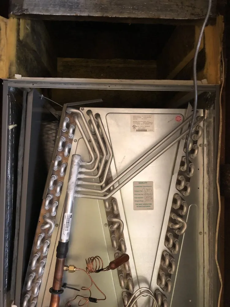 Slide of Tran’s Essential Air Cool & Heating