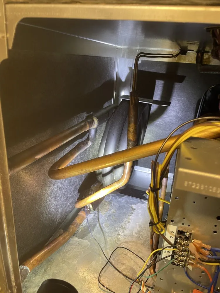 Slide of Tran’s Essential Air Cool & Heating