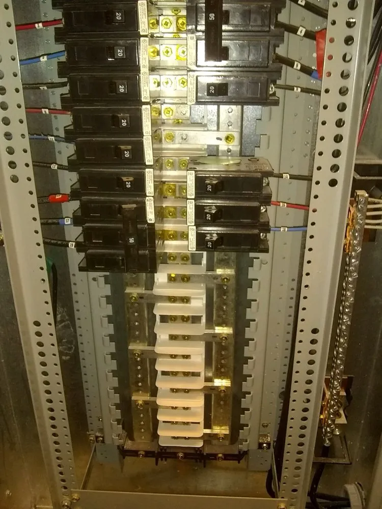 Slide of Travis Aír Conditioning