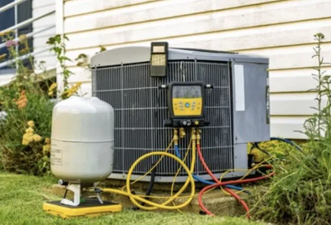 Slide of Trebol Services