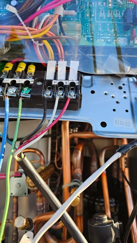 Slide of Trebol Services