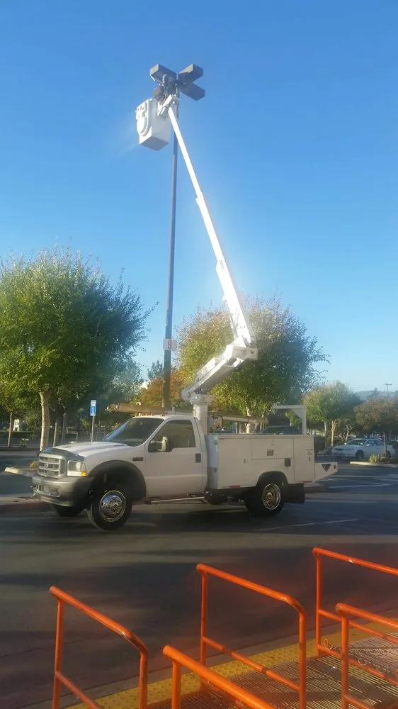 Slide of Tri-Star Electric