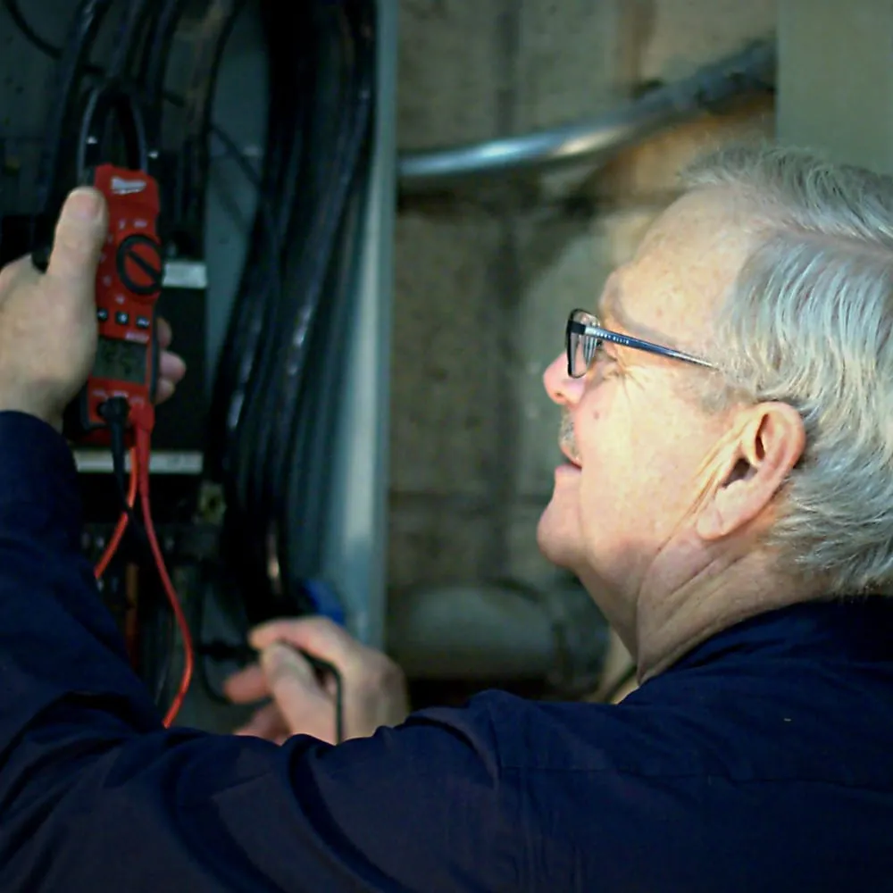 Slide of Tri Star Electrical