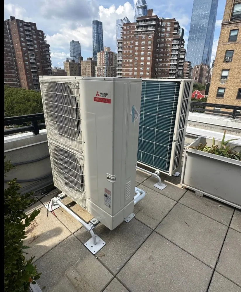 Slide of Tropical Aire