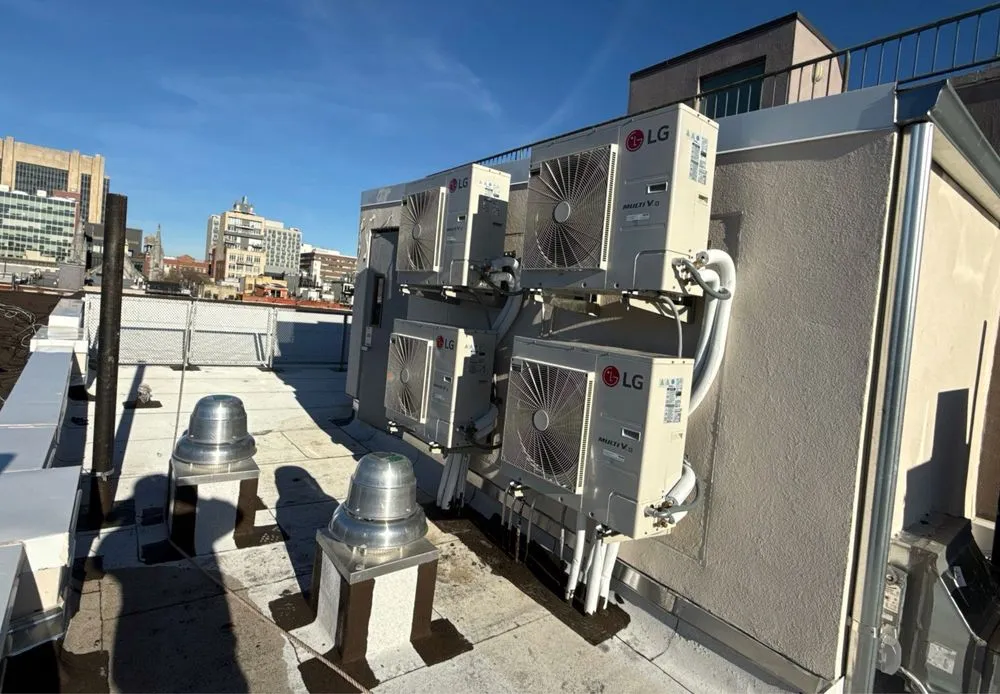 Slide of Tropical Aire