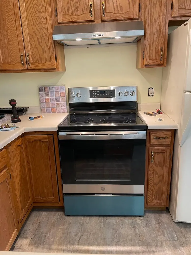 Slide of Troy Lucci's Total House & Home