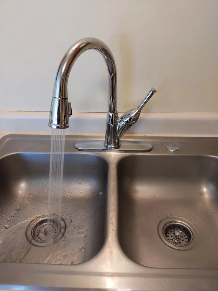 Slide of Troy Lucci's Total House & Home