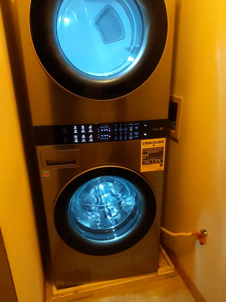 Slide of Troy Lucci's Total House & Home