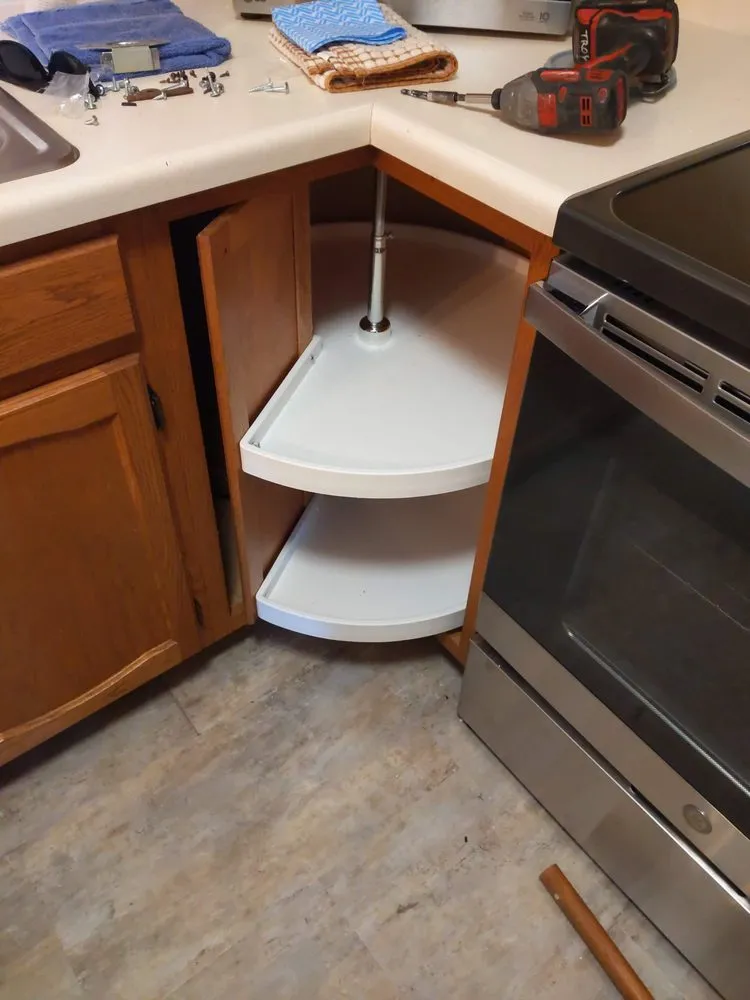 Slide of Troy Lucci's Total House & Home