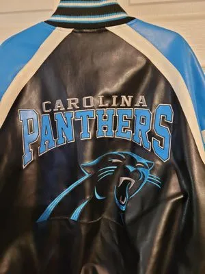 Trustworthy Heating and cooling Logo