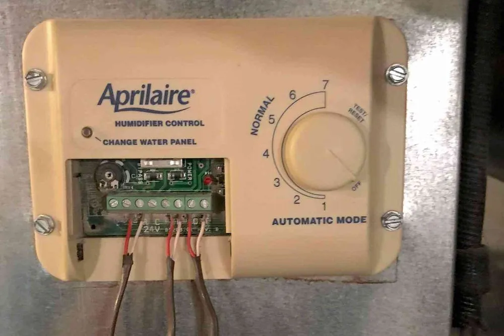 Slide of T&T Associates