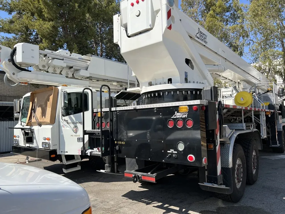 Slide of T&t auto air conditioning