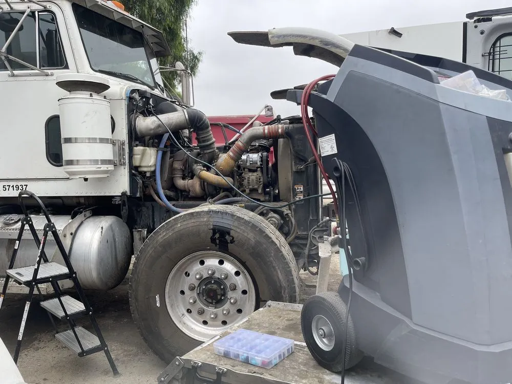 Slide of T&t auto air conditioning