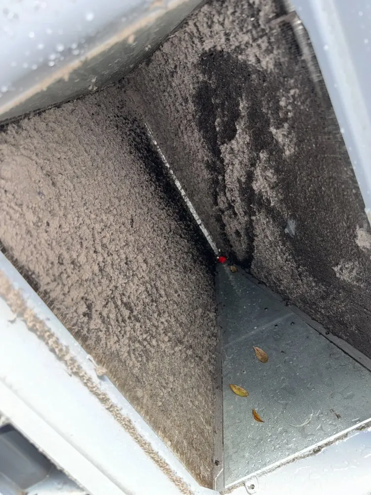 Slide of T&T Cooling Solutions