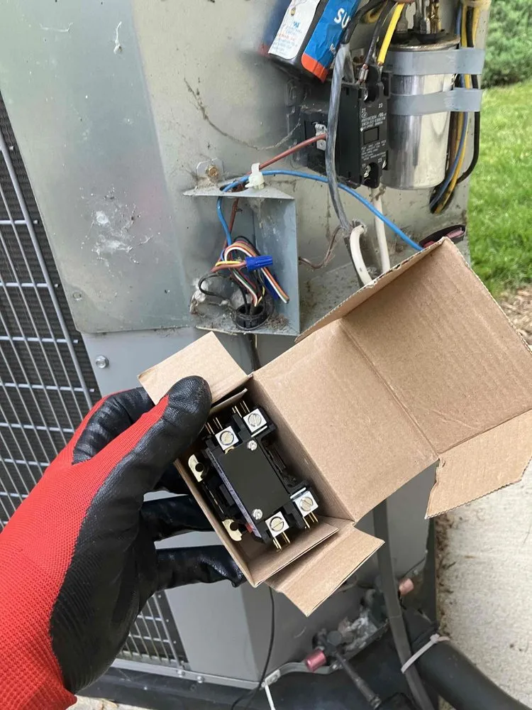 Slide of Tuckers Air Conditioning, Heating & Plumbing