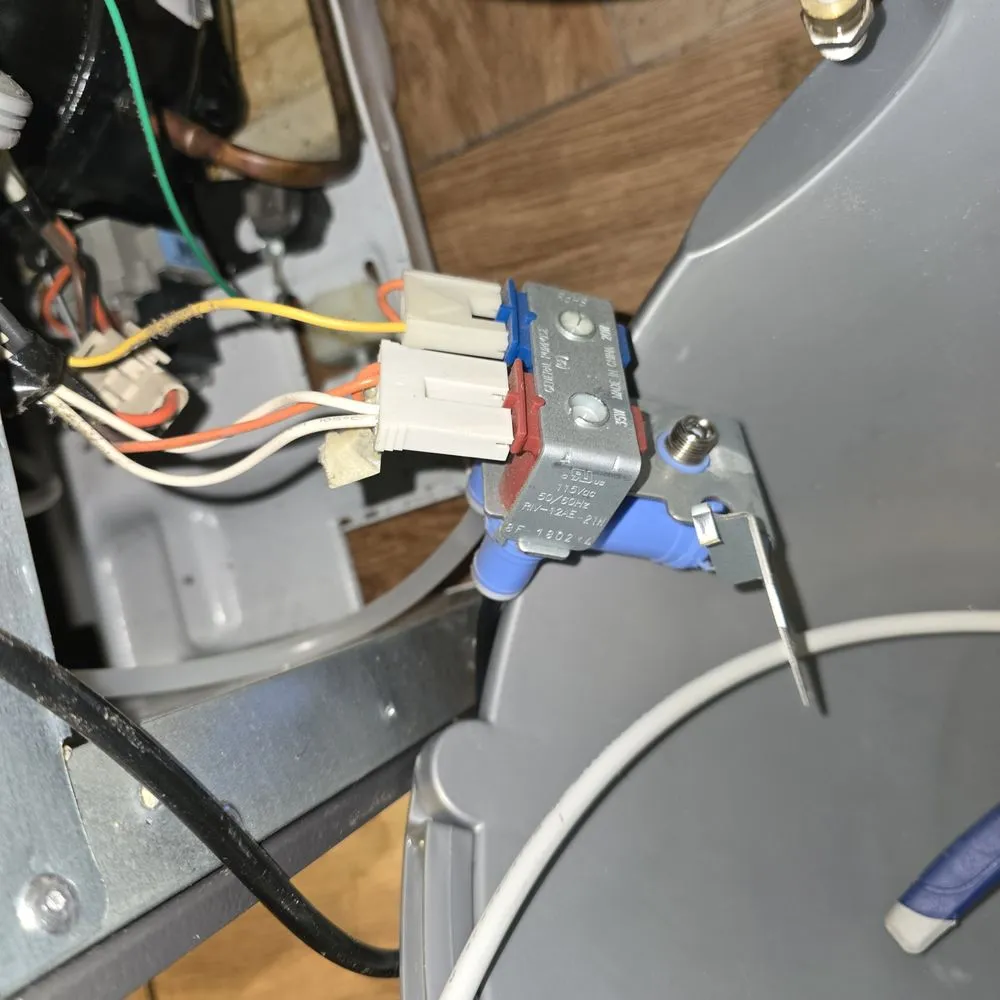 Slide of Txv Industries