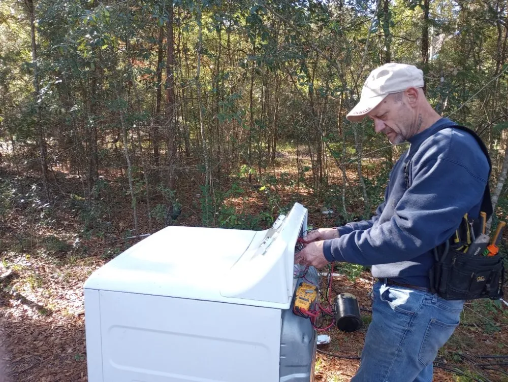 Slide of Tye Patty's Home Maintenance