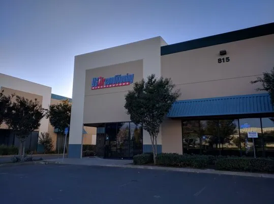U S Air Conditioning Distributors Logo