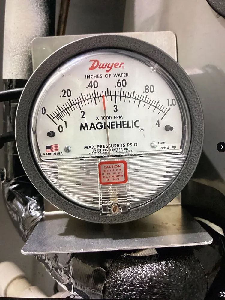 Slide of Uberhitzen HVAC-R