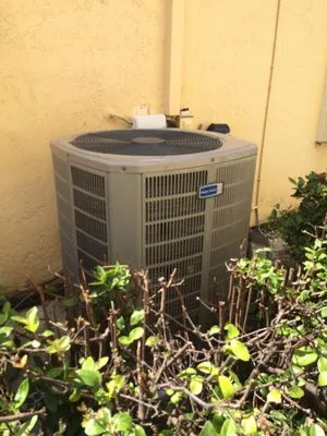 Ultracool Air Conditioning And Heating Logo