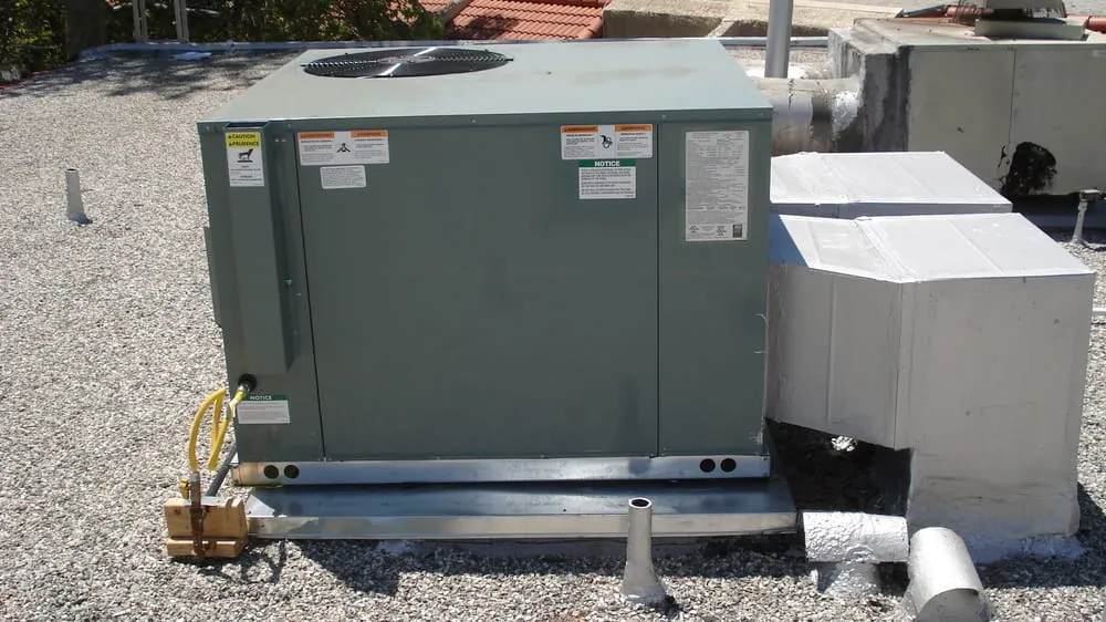 Slide of UMC Heating & Air Conditioning Refrigeration