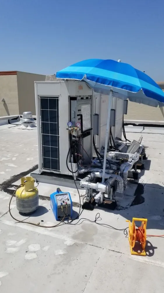 Slide of UMC Heating & Air Conditioning Refrigeration